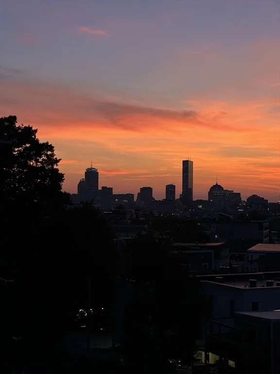 536 E Broadway, South Boston