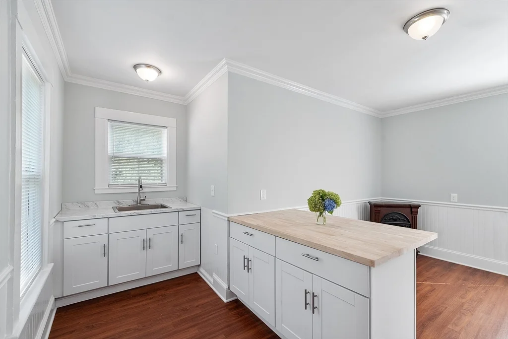 29 River Rd, Pepperell