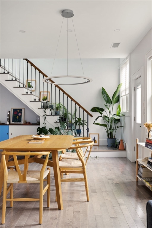 37 Claremon St, Davis Square