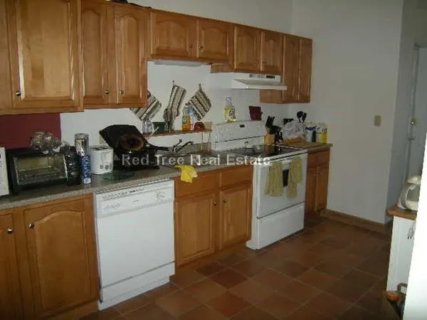 23 Cummings Rd, Brighton