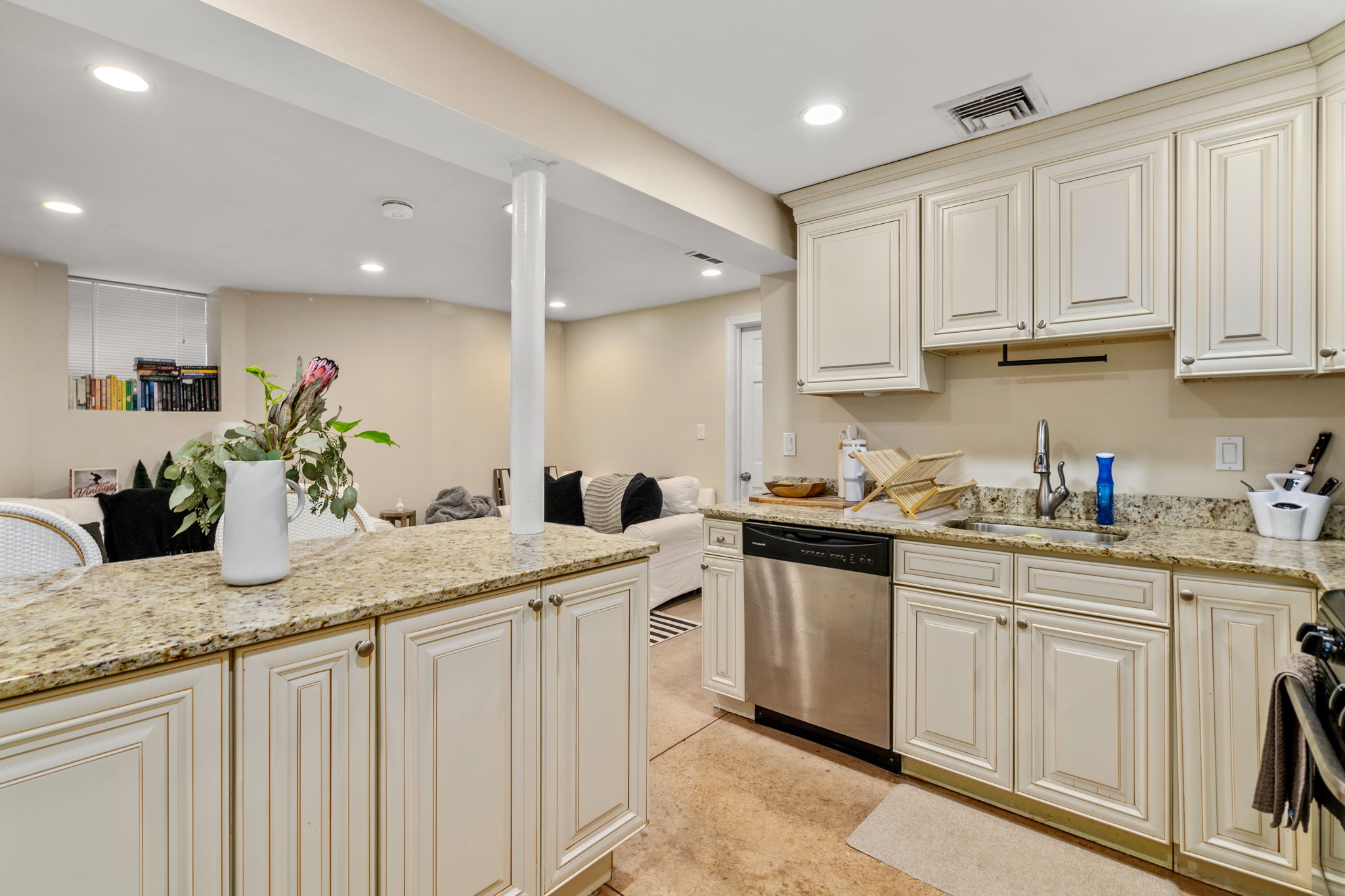2 bed, 1 bath apartment for rent at 79 Foster St Unit B, Brighton — photo 4 of 15