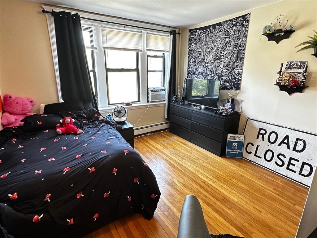 1682 Commonwealth Ave, Brighton