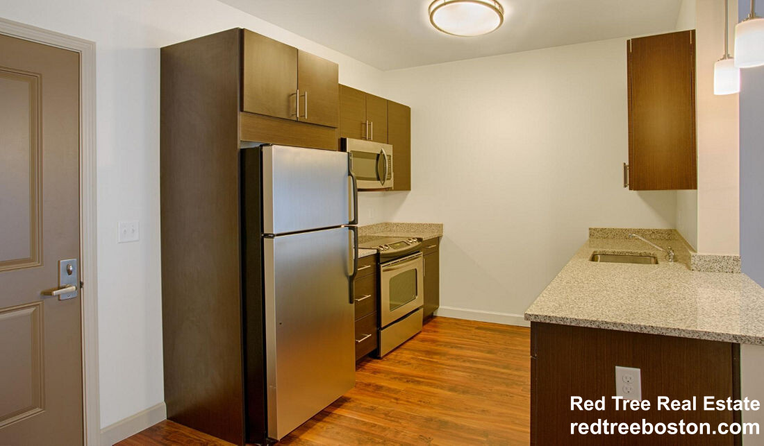 120 Pleasant St, Watertown