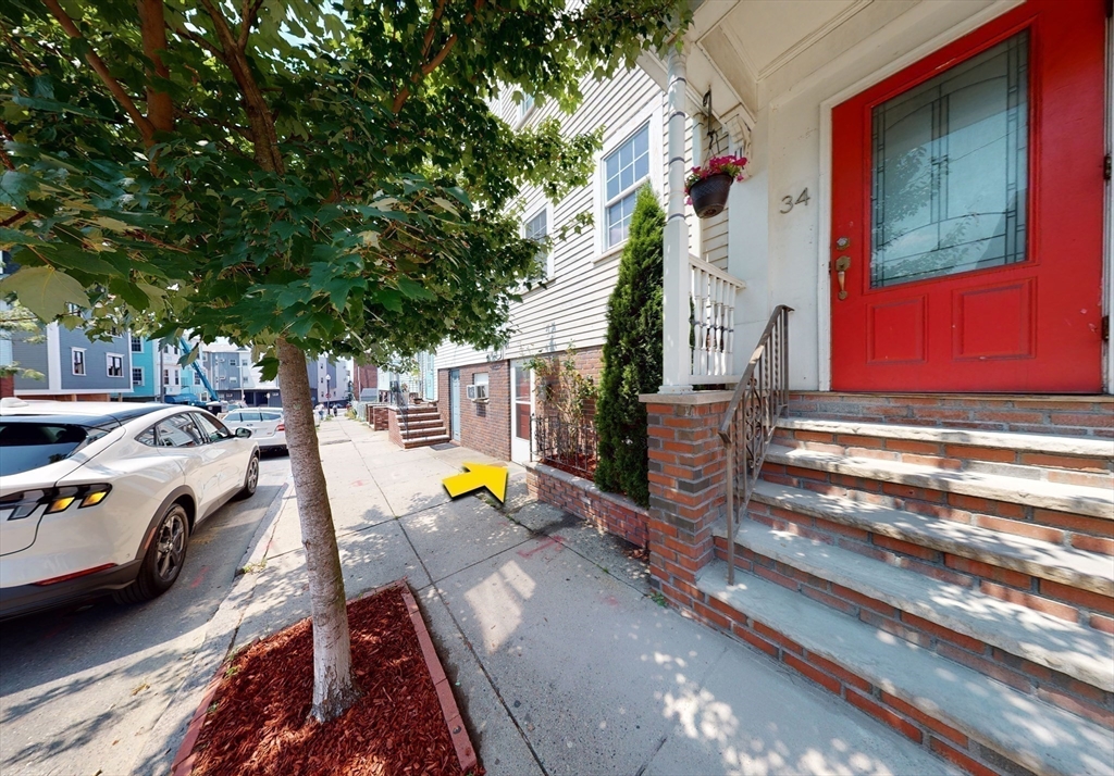 34B Lexington St, Eagle Hill