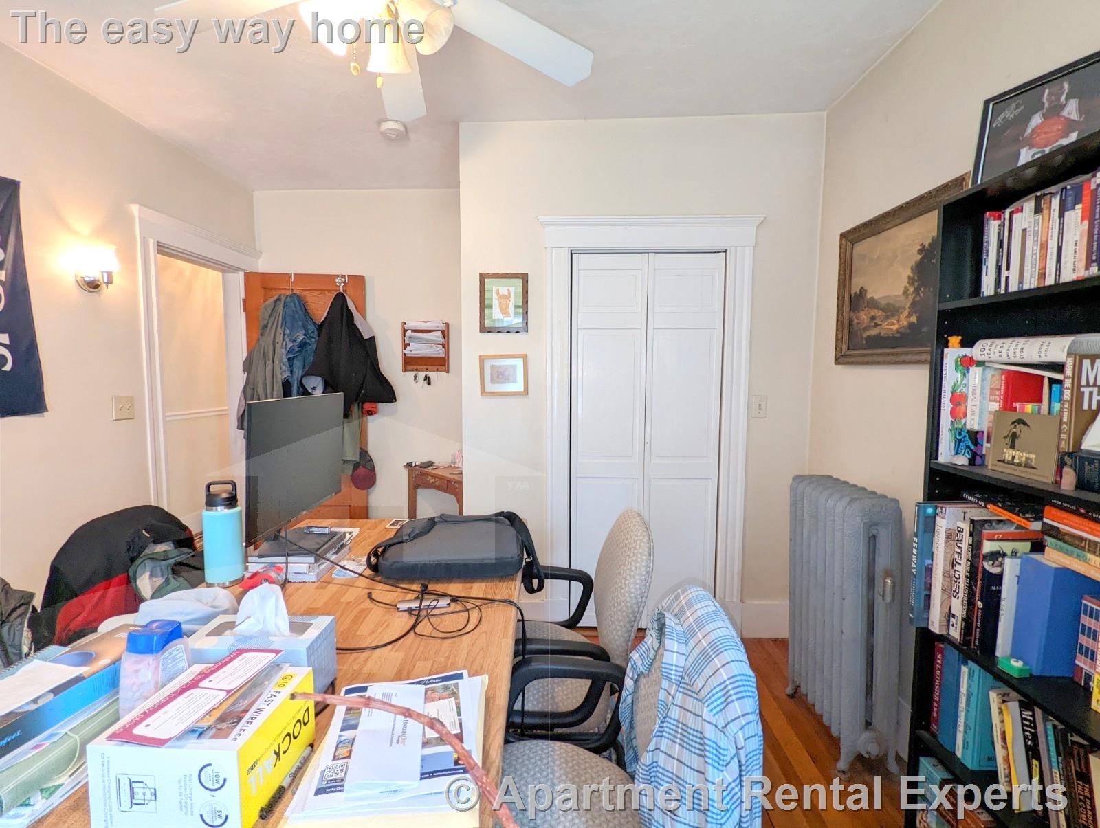 292 Boston Ave, Tufts