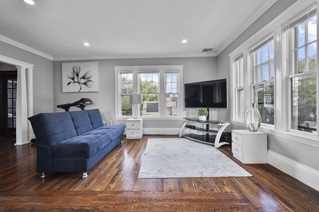 81 Butler St, Revere