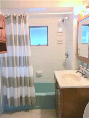 52 Woods Ave, West Somerville