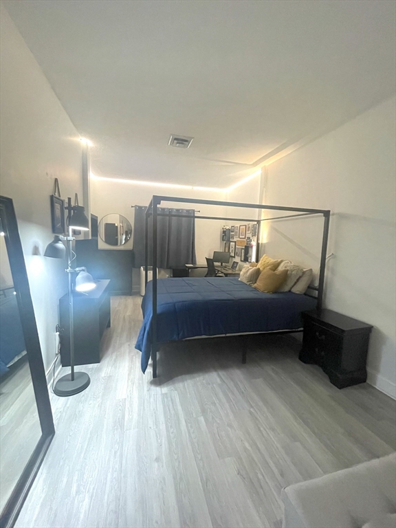 820 East 6th, South Boston