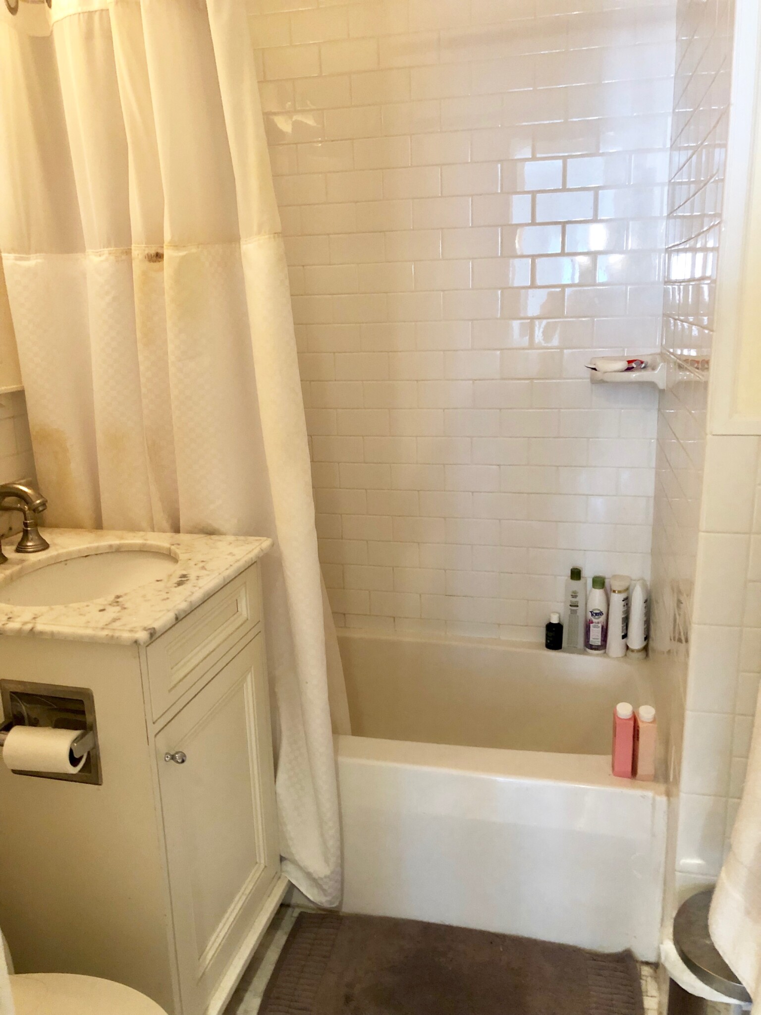 247 Newbury St, Back Bay