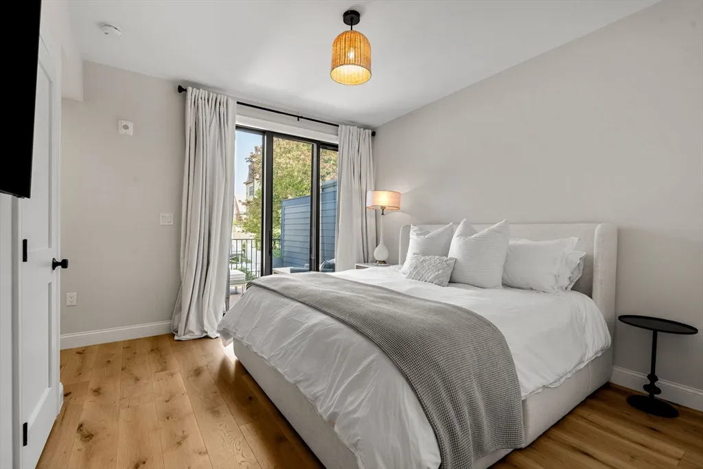 722 East 5th St, South Boston