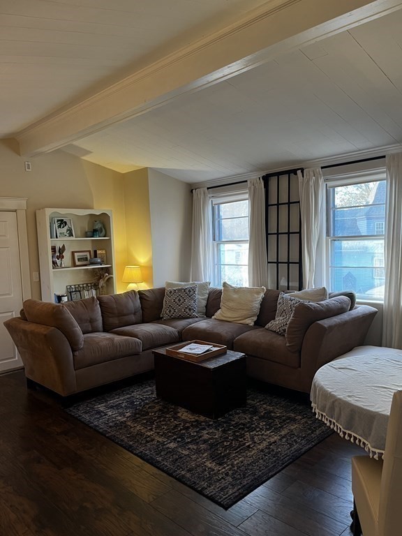 33 Lothrop St, Beverly