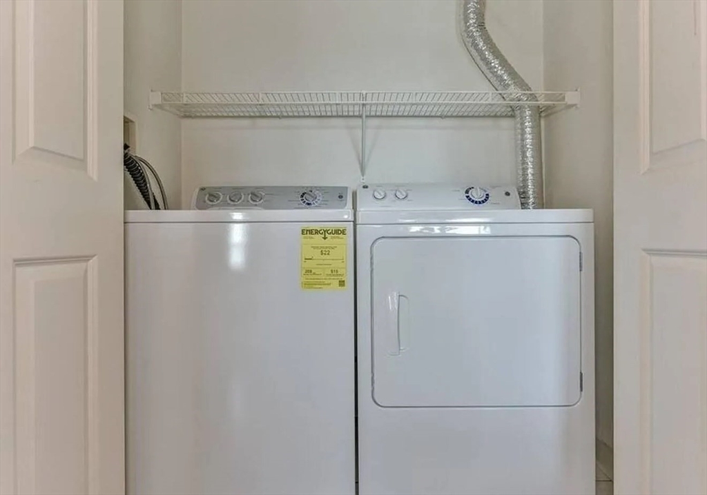 86 E Howard St, Quincy