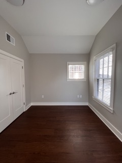 384 Harvard St, Mid-Cambridge