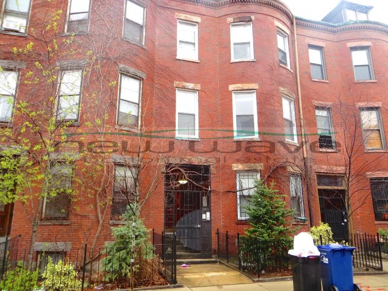 206 Northampton St, South End