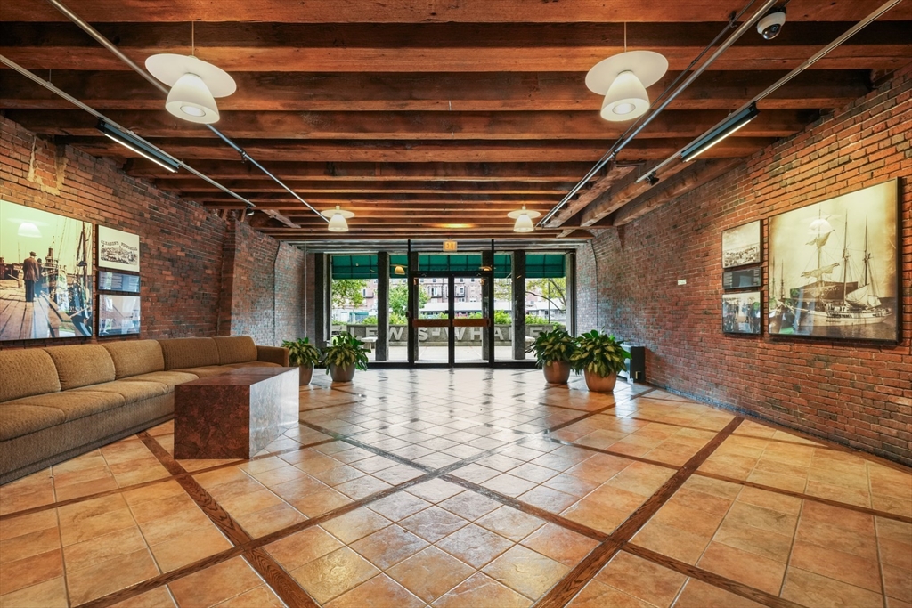 28 Atlantic Ave, Waterfront