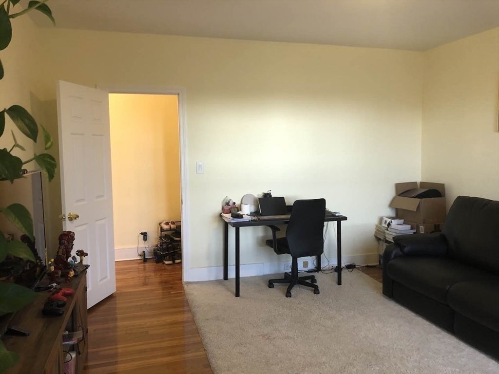 97 Chester St, Allston