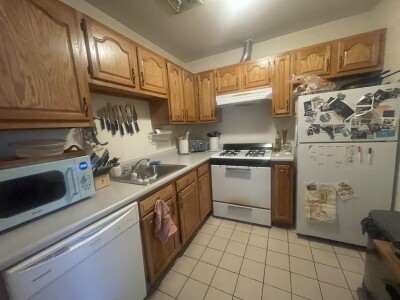 1.5 bed, 1 bath apartment for rent at 197 Newton St Unit 3, South Side — photo 12 of 21