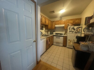 1.5 bed, 1 bath apartment for rent at 197 Newton St Unit 3, South Side — photo 13 of 21