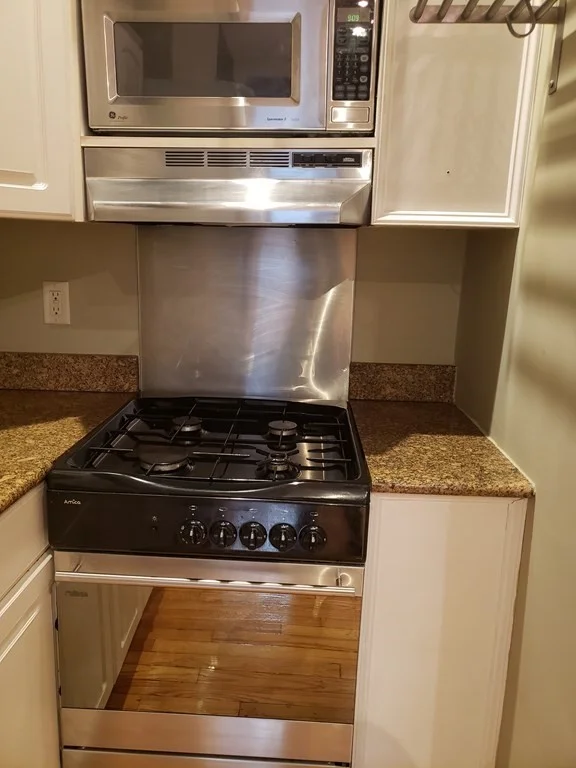141 Arlington, Back Bay