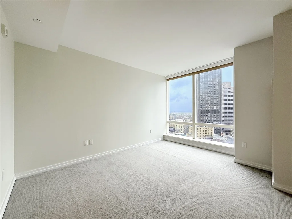 1 Franklin St, Midtown