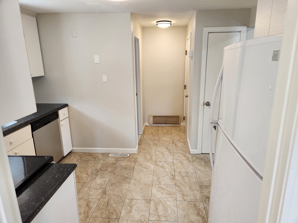 1028 Waverly St, Framingham