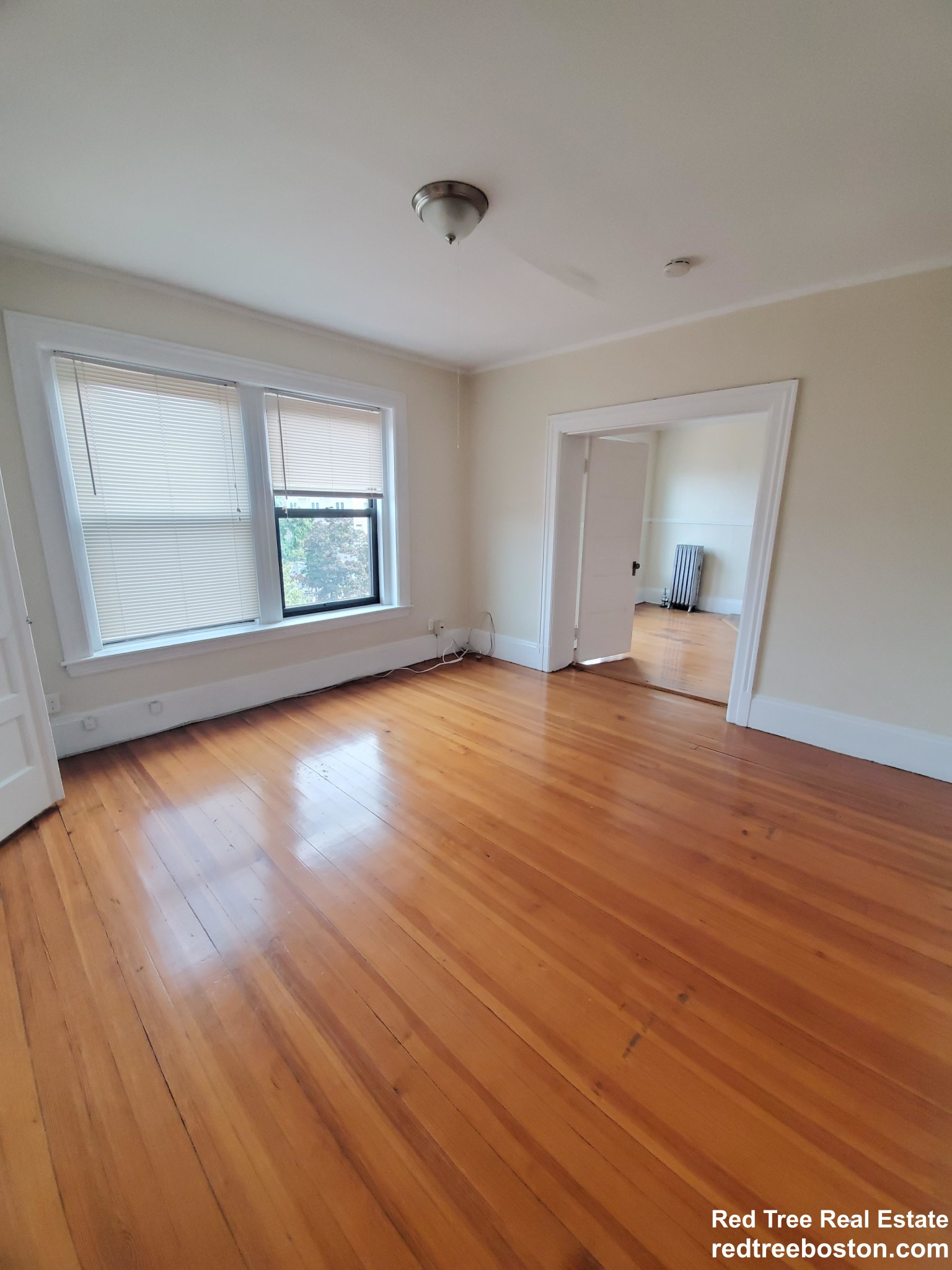 219 Harvard St, Coolidge Corner