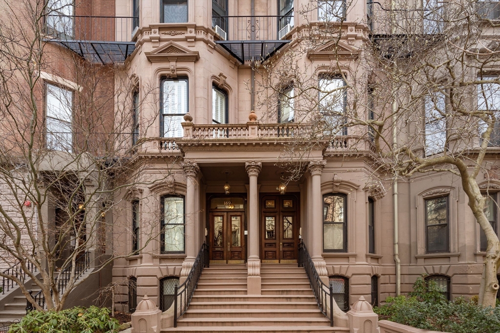 171 Beacon St, Back Bay