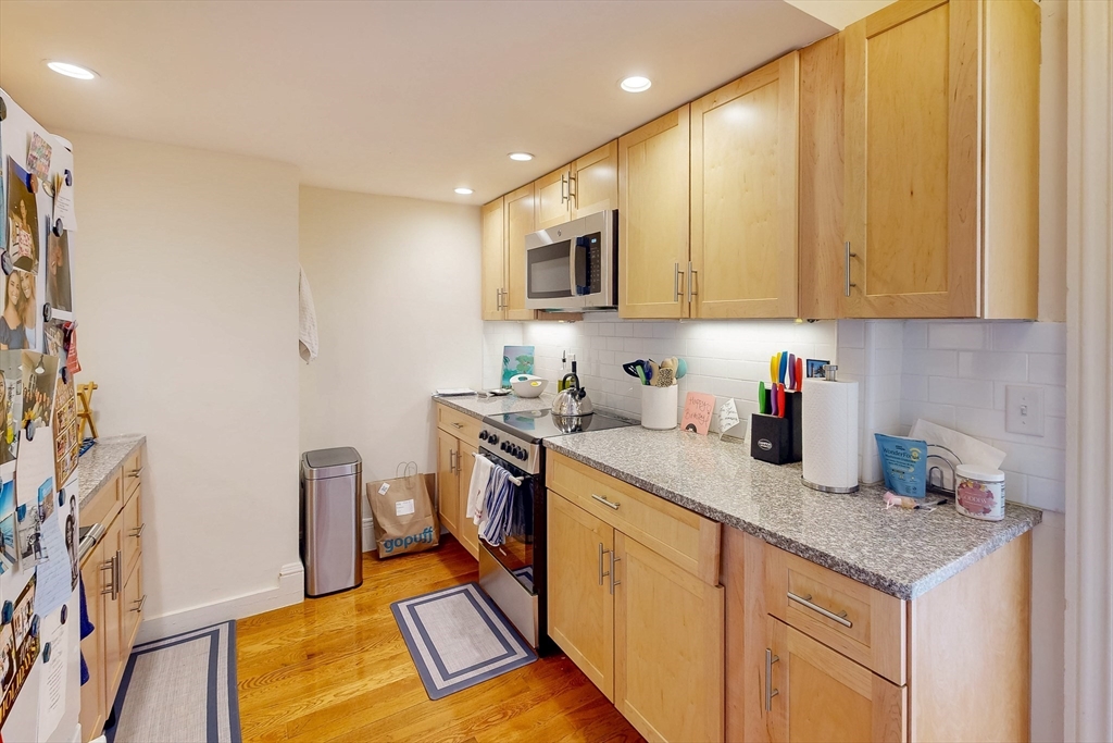 231 Beacon St, Back Bay