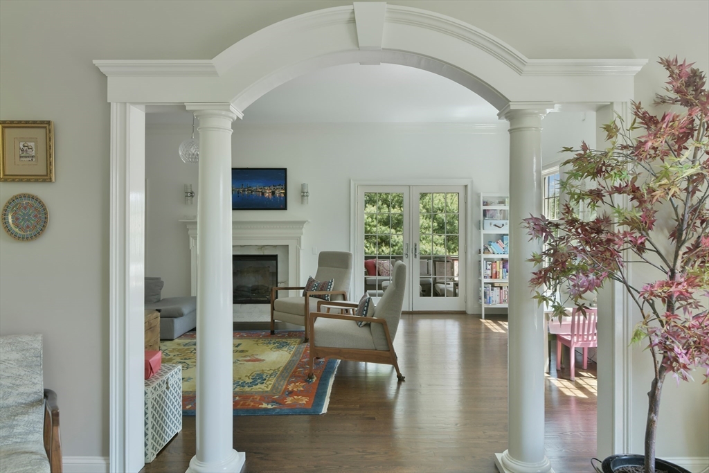 3 Wood Ln, Winchester