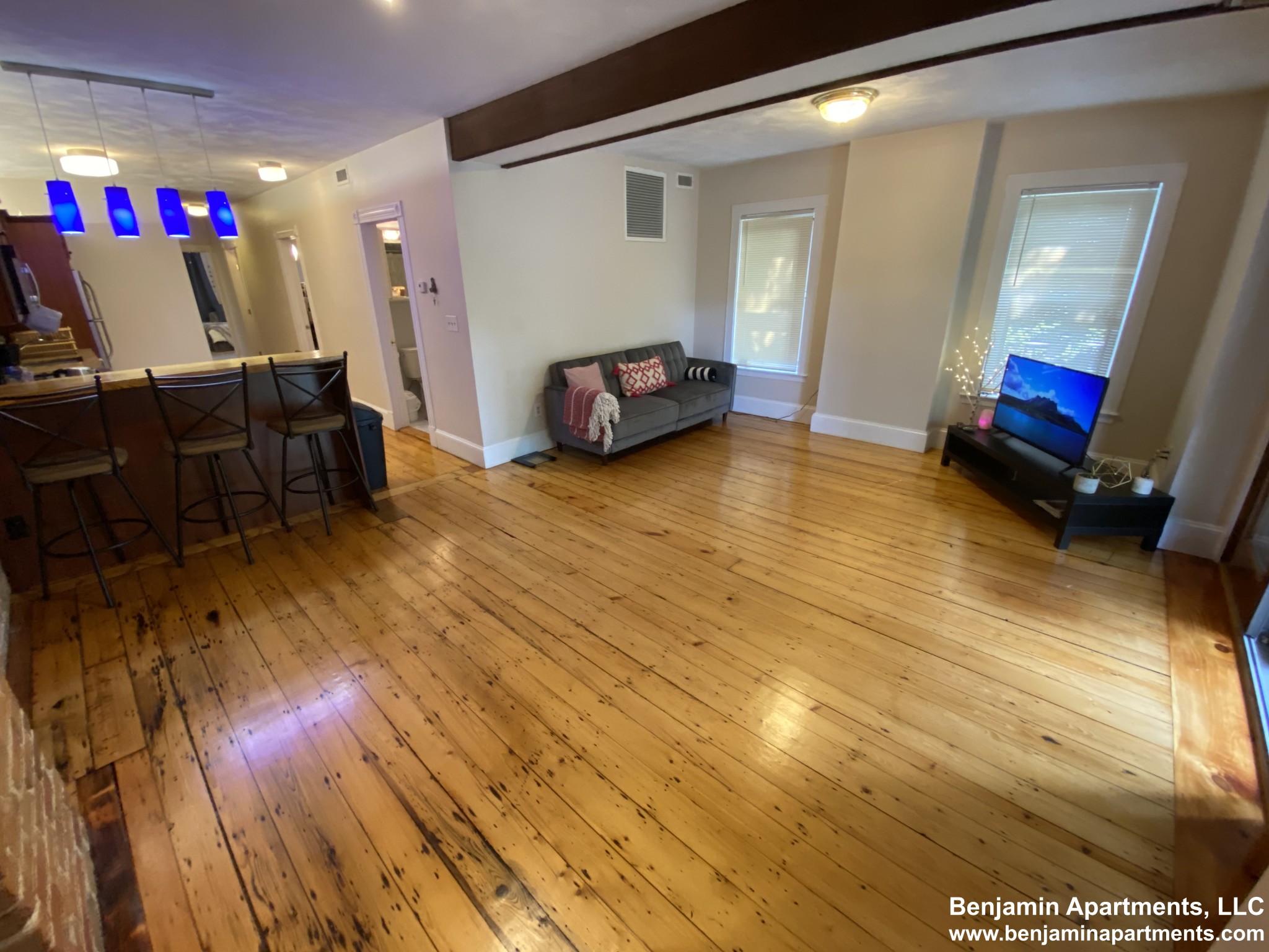 28 Beacon St, Chelsea