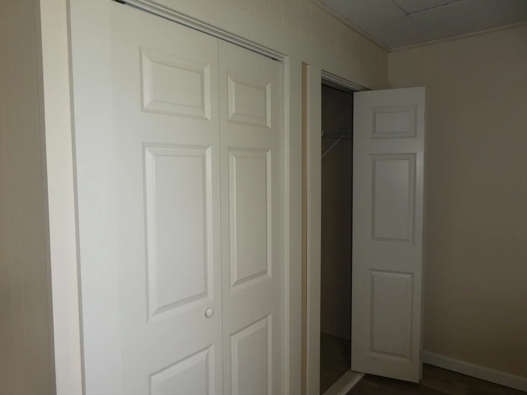 14 Elm St, Middleboro
