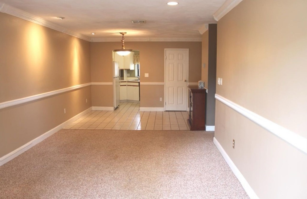 677 Quincy Shore Dr, Quincy