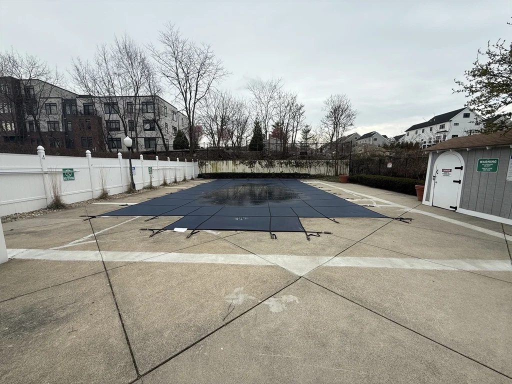 14 Heron St, West Roxbury