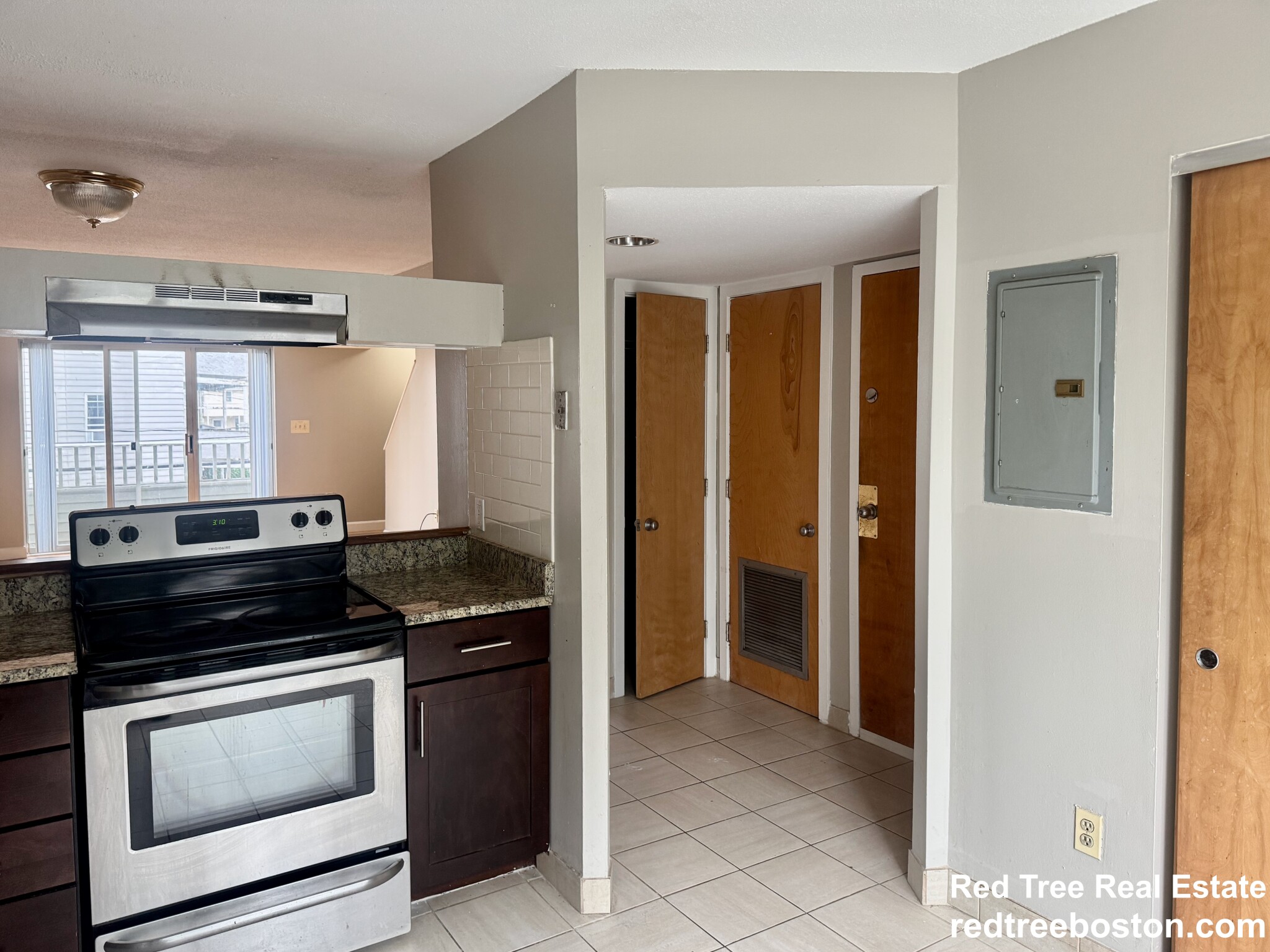 146 North Beacon St, Brighton