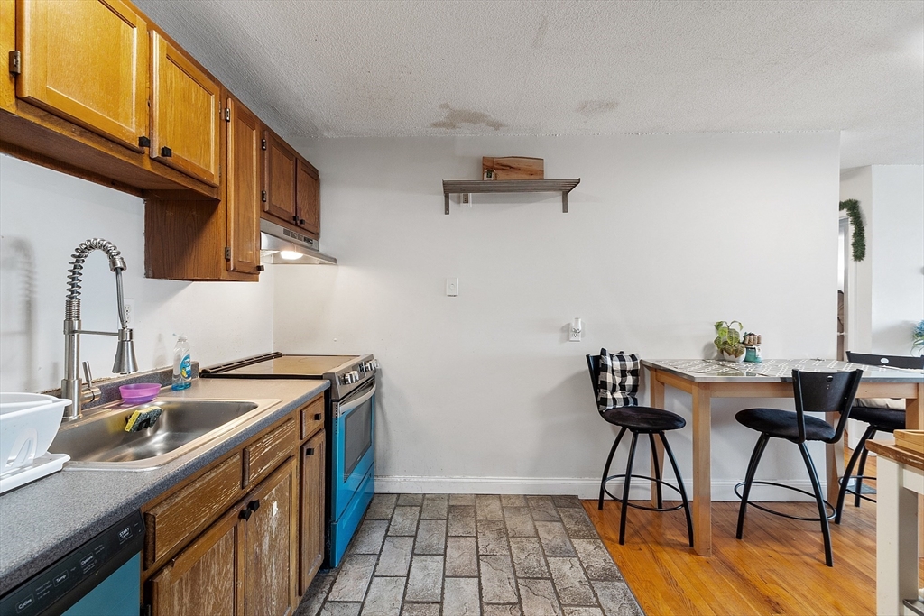 239 Kelton St, Brighton