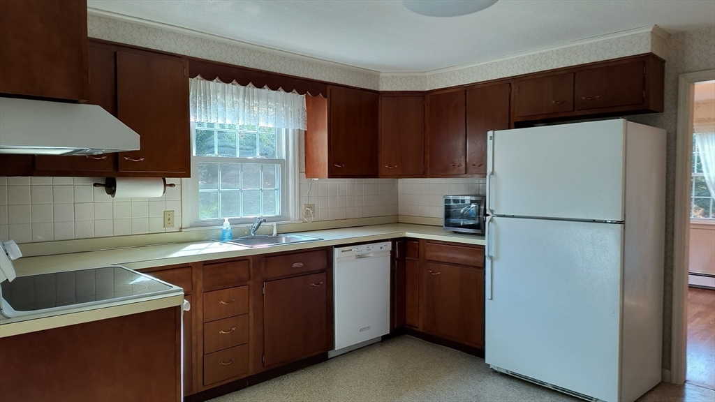 6 Streeter Rd, Paxton