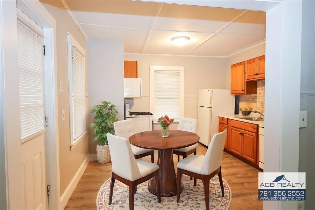 23 Des Moines Rd, Quincy