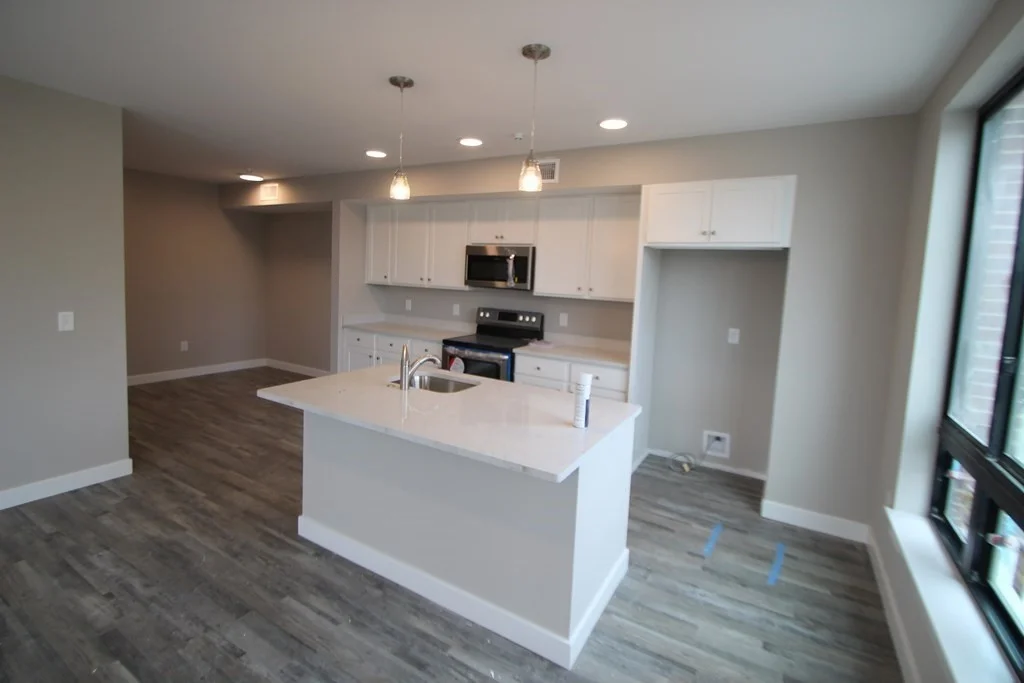 629 Washington St, Whitman