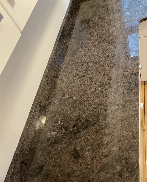 20 Boylston St, Lowell