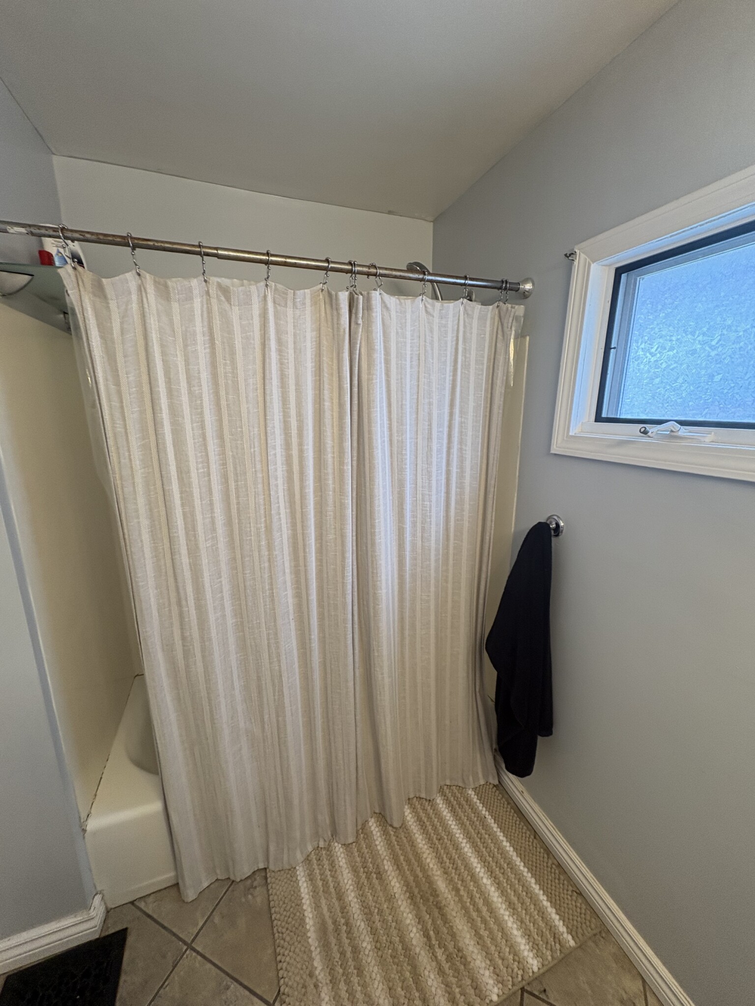 50 Bromfield Rd, Tufts