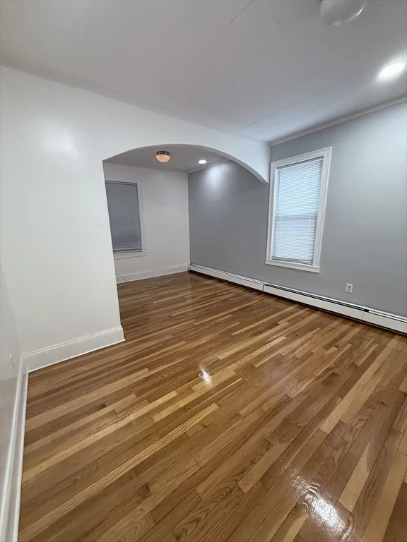 1433 River St, Hyde Park