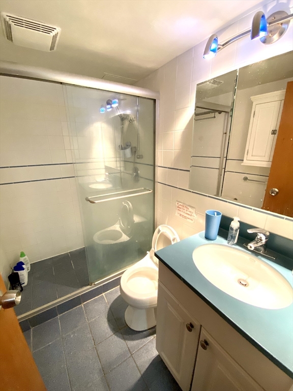 11 Commonwealth Ct, Brighton