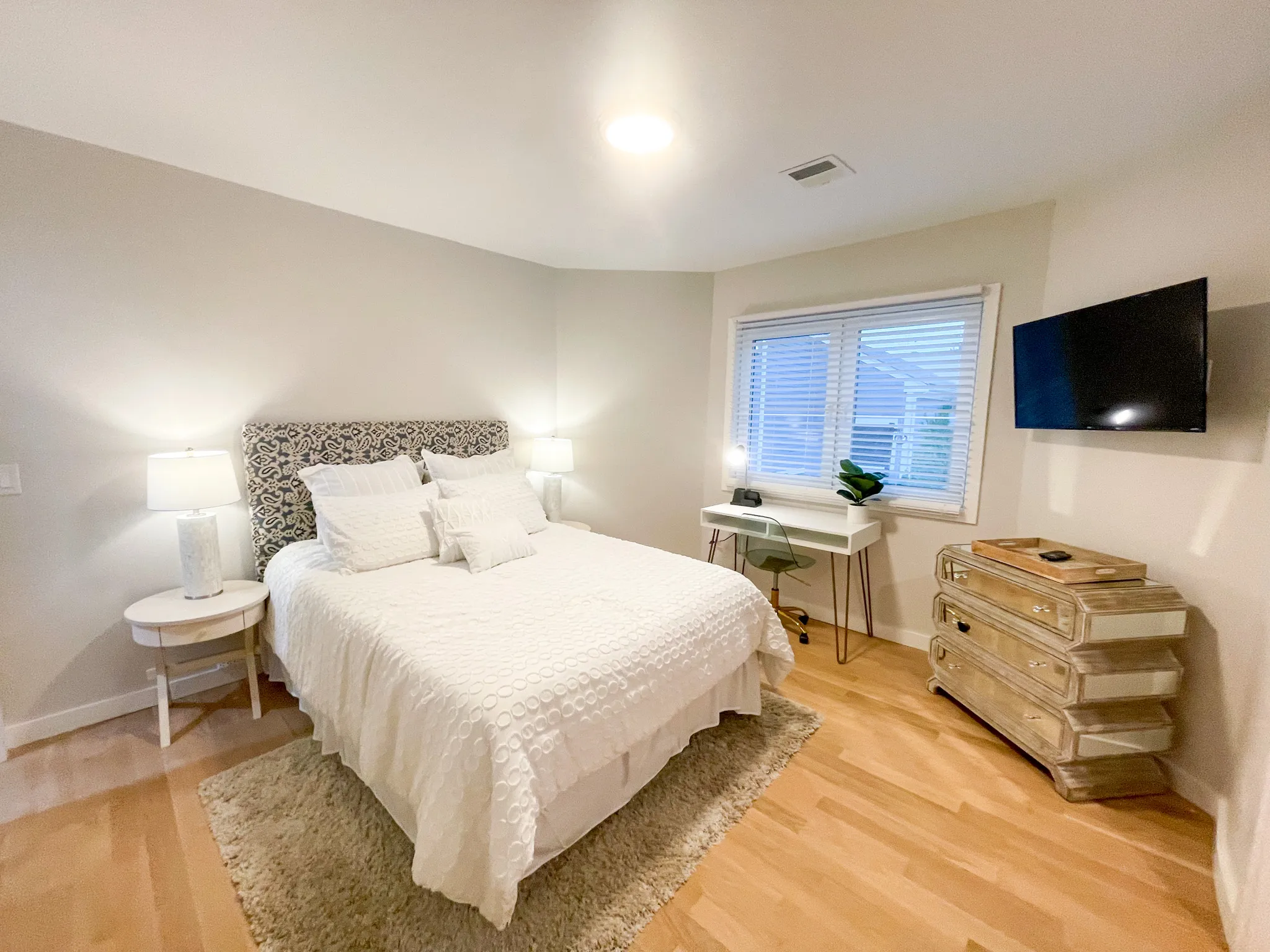 75 Thorndike St, East Cambridge