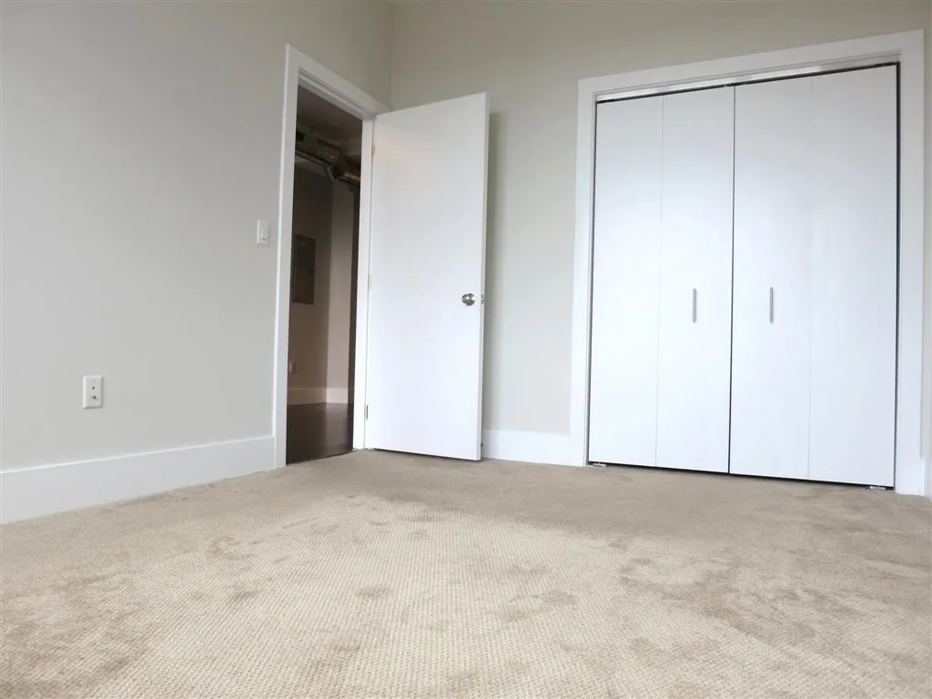 154 West 2nd St, South Boston