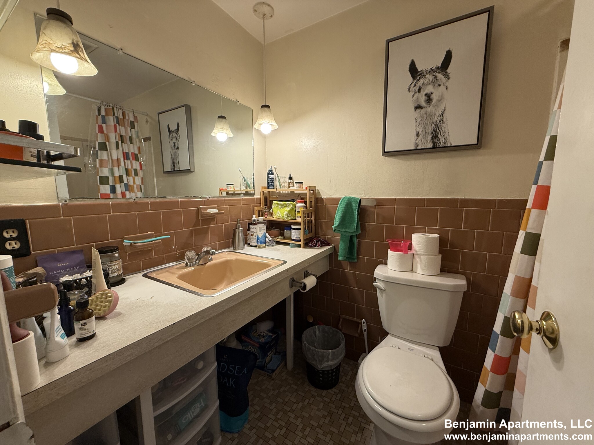 33 Lancaster Ter, Corey Hill