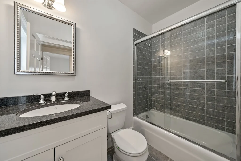 2536 Massachusetts Ave, North Cambridge
