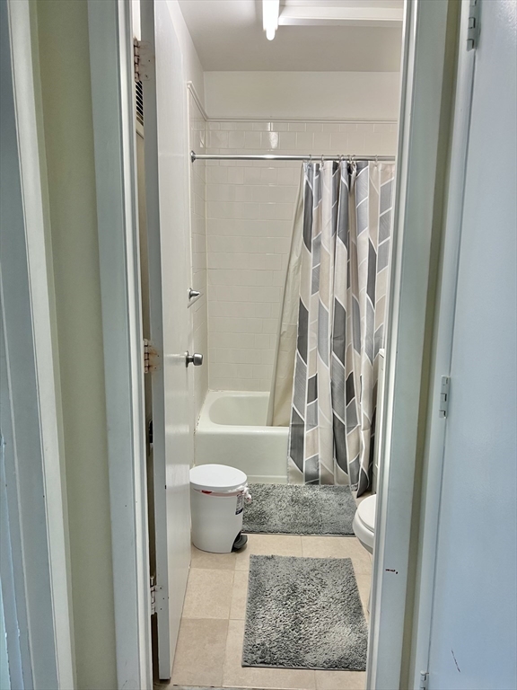 2 Shrewsbury Green Dr, Shrewsbury