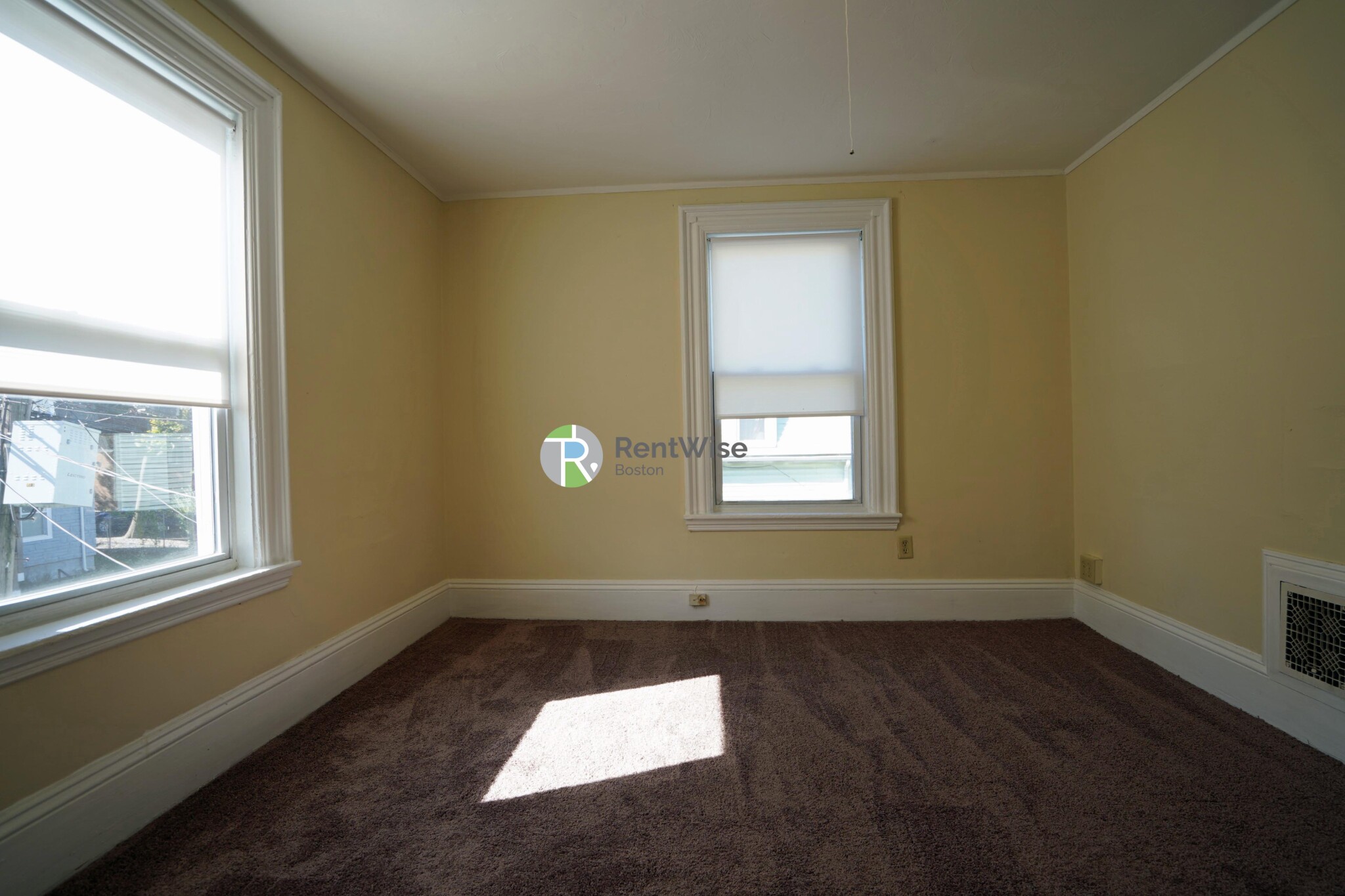 22 Greylock Rd, Allston