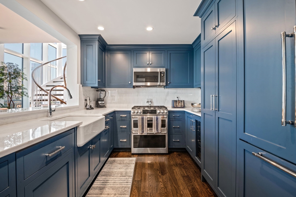 1 Nassau St, Chinatown