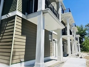 69 Bailey, Dorchester